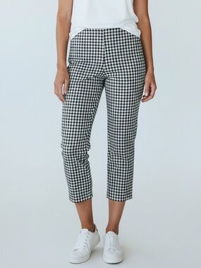 Chico's Black & White Gingham Slim Stretchy Capri Pants